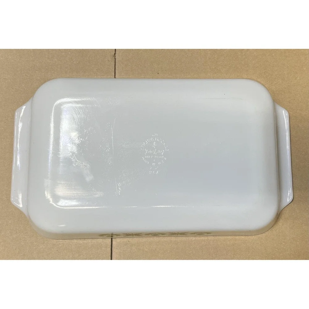 Vintage‎ Anchor Hocking Fire-King Meadow Green Oblong Baking Dish USA Milk Glass